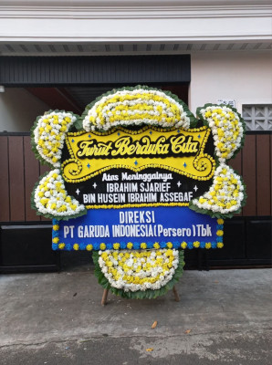 Papan Bunga Duka di Sangrawayang