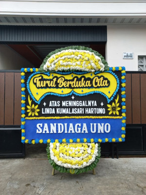 Papan Bunga Duka di Sangrawayang